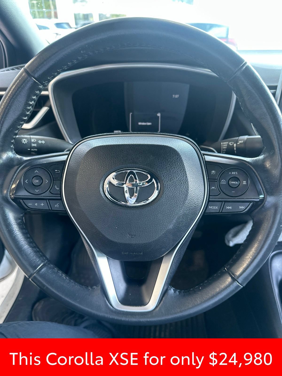 Used 2023 Toyota Corolla XSE FWD image 17