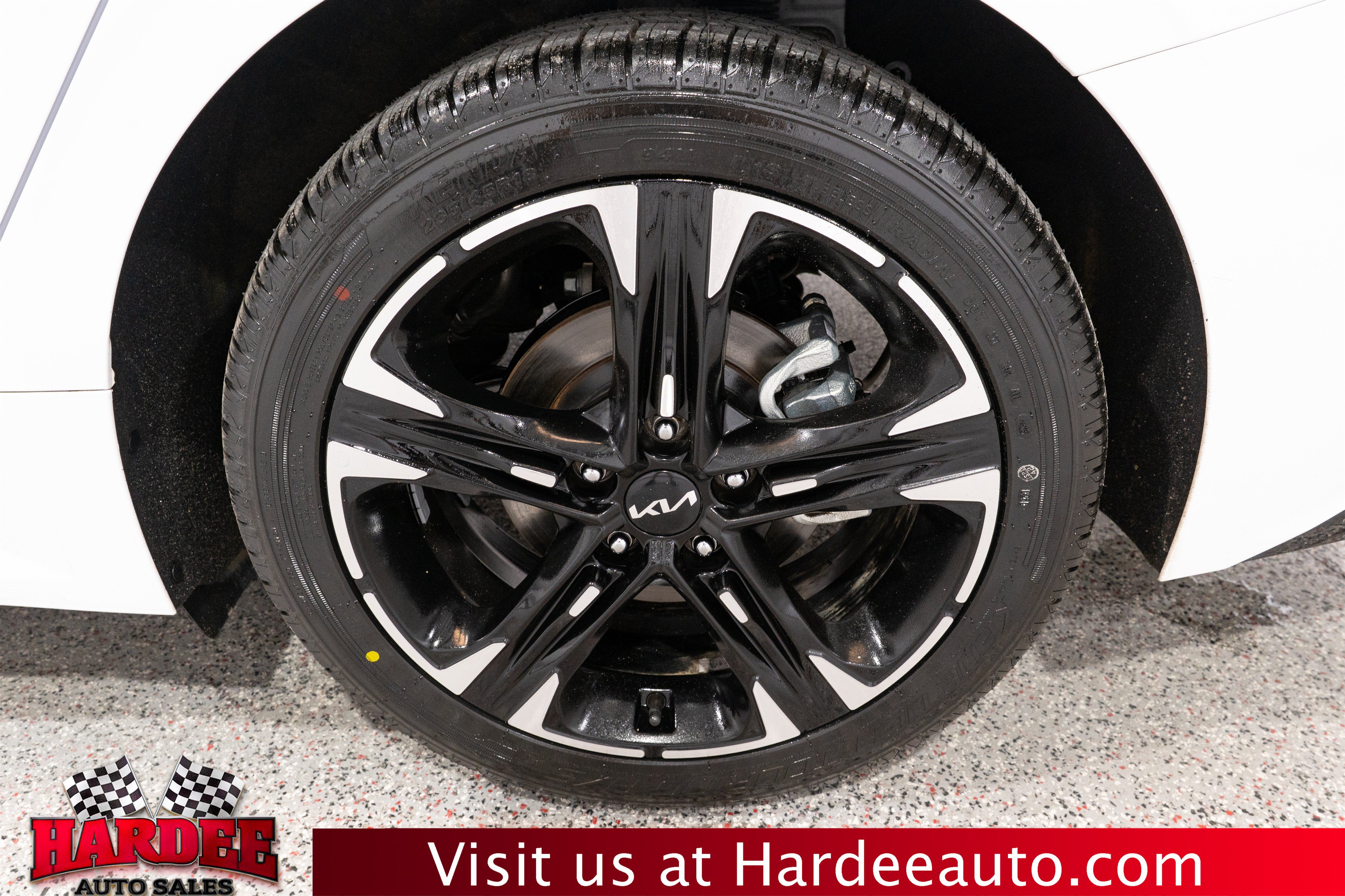 Used 2024 Kia K5 GT-Line w/ GT-Line Premium Package FWD image 10