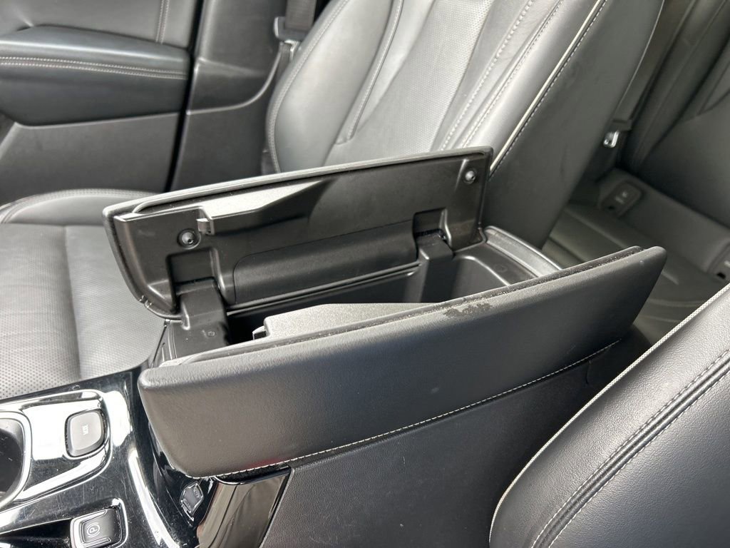 Used 2023 Buick Envision Essence image 32