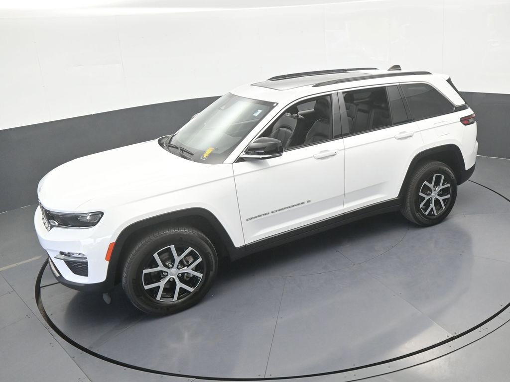 Used 2024 Jeep Grand Cherokee Limited RWD image 53