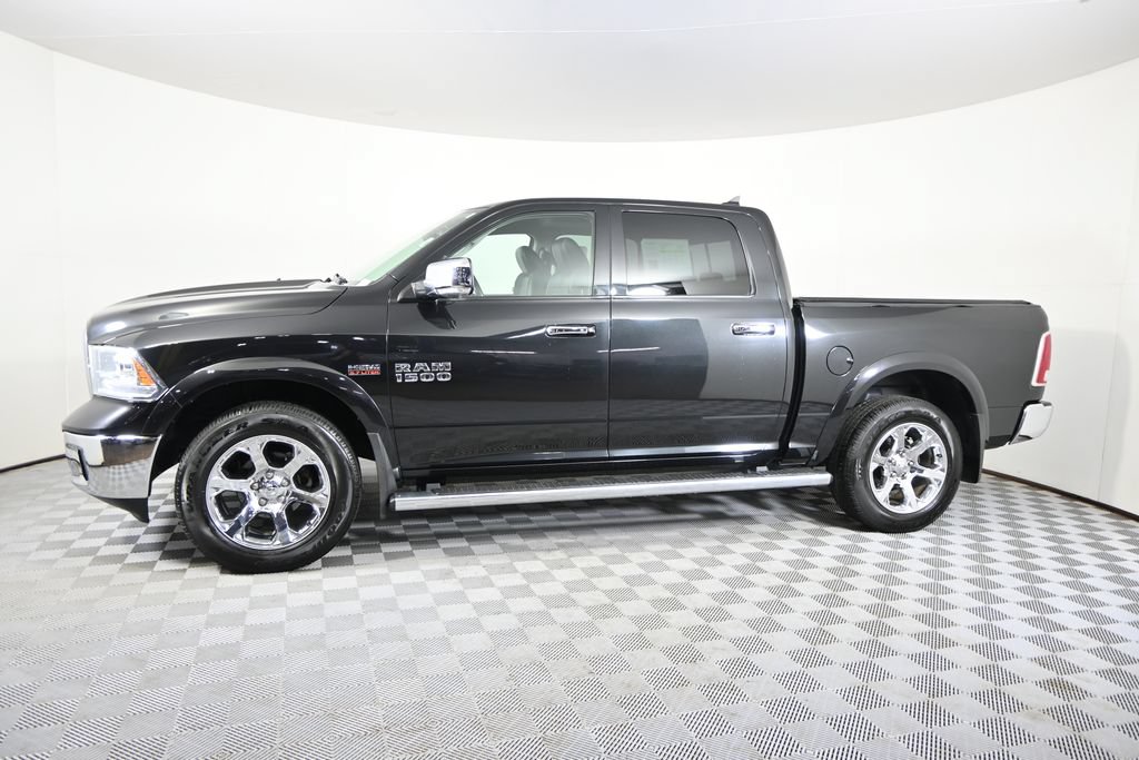 Used 2016 RAM 1500 Laramie w/ Convenience Group AWD/4WD image 2