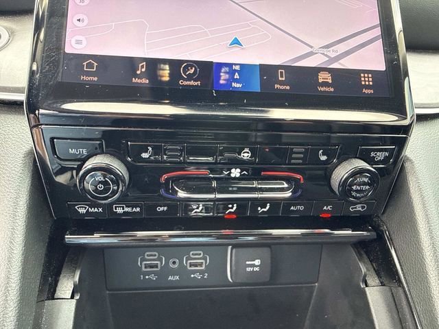 Used 2023 Jeep Grand Cherokee Limited RWD image 27