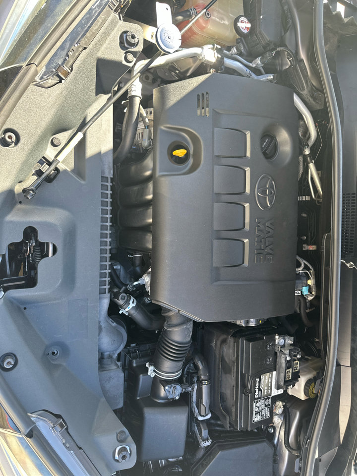 Used 2018 Toyota C-HR XLE image 24