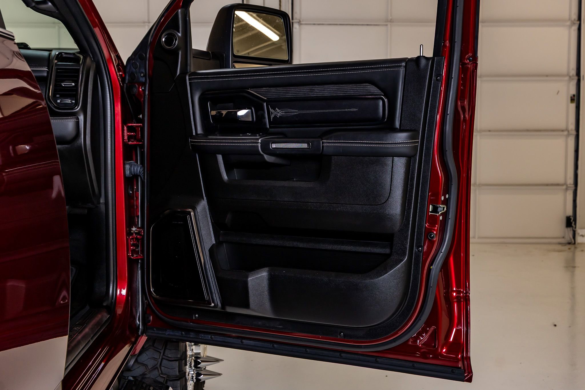 Used 2024 RAM 3500 Limited AWD/4WD image 38