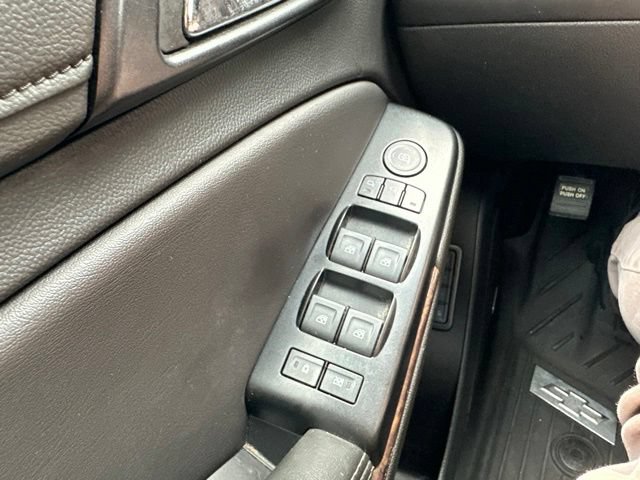 Used 2019 Chevrolet Suburban LT AWD/4WD image 46
