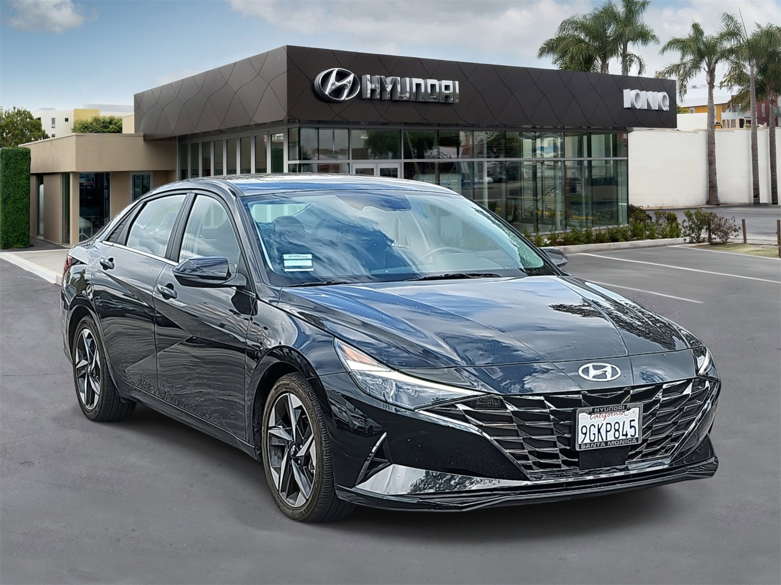 Certified 2023 Hyundai Elantra Limited w/ Cargo Package