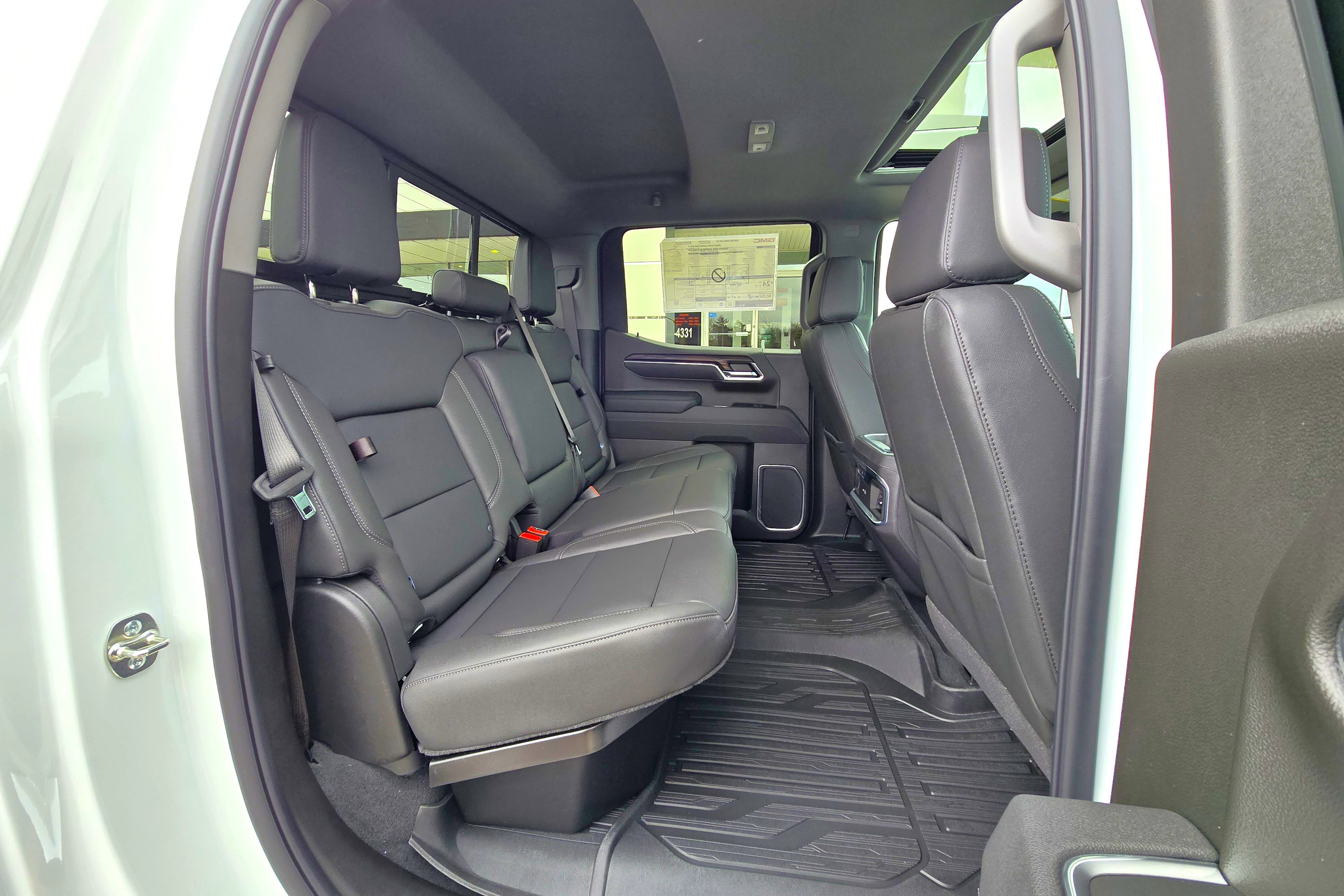 New 2026 GMC Sierra 1500 SLT w/ SLT Premium Plus Package image 21