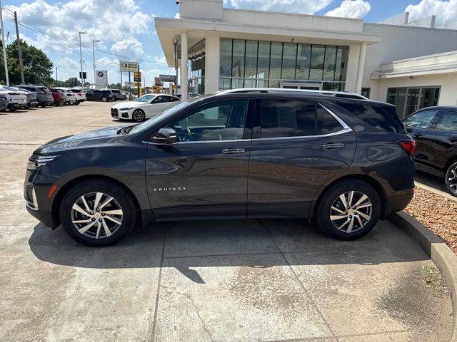 Used 2022 Chevrolet Equinox Premier FWD image 2