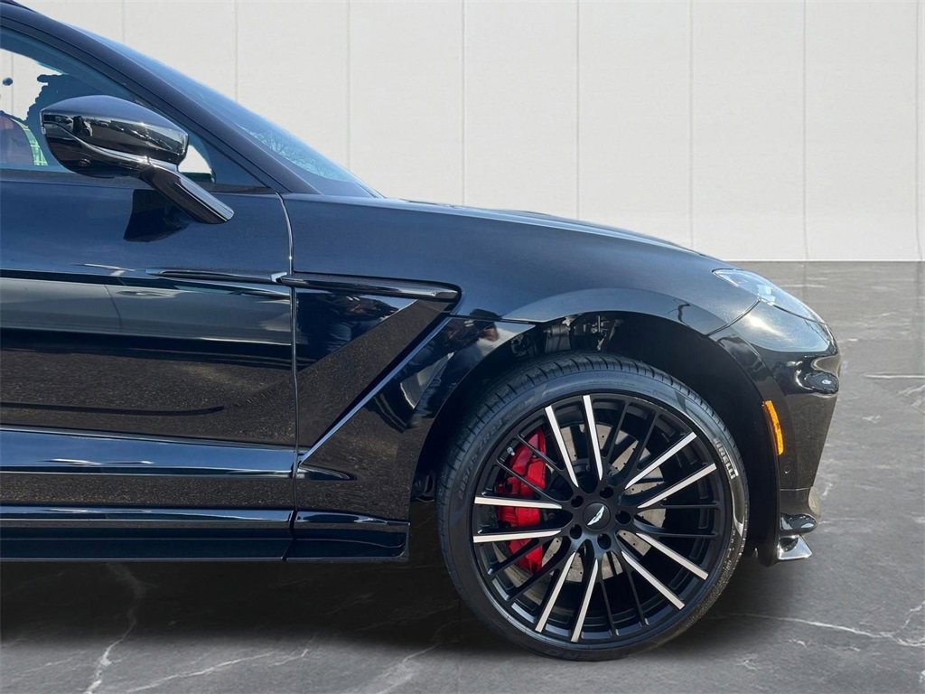 Used 2023 Aston Martin DBX 707 image 12