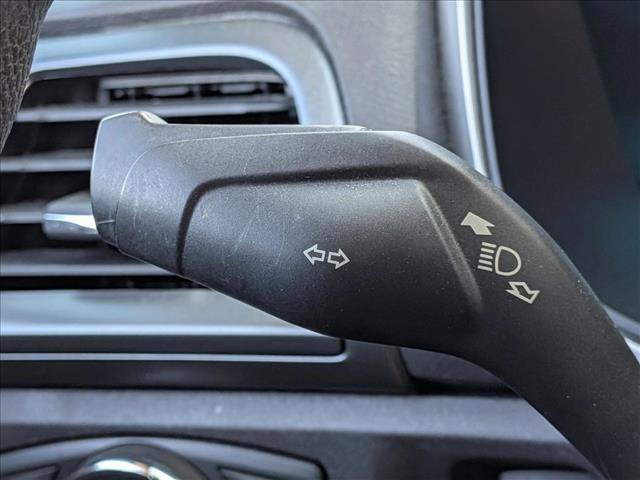 Used 2016 Ford Fusion SE image 9