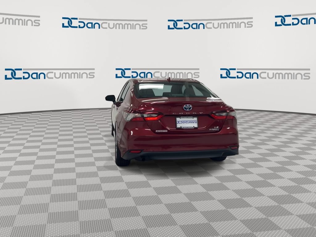 Used 2021 Toyota Camry LE FWD image 7