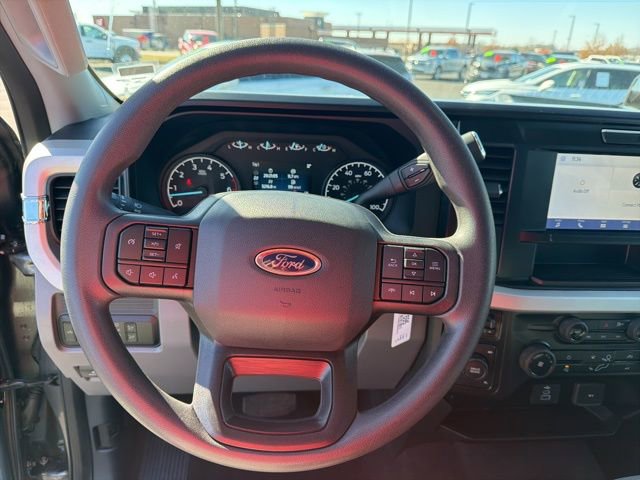 Used 2025 Ford F250 XLT AWD/4WD image 24