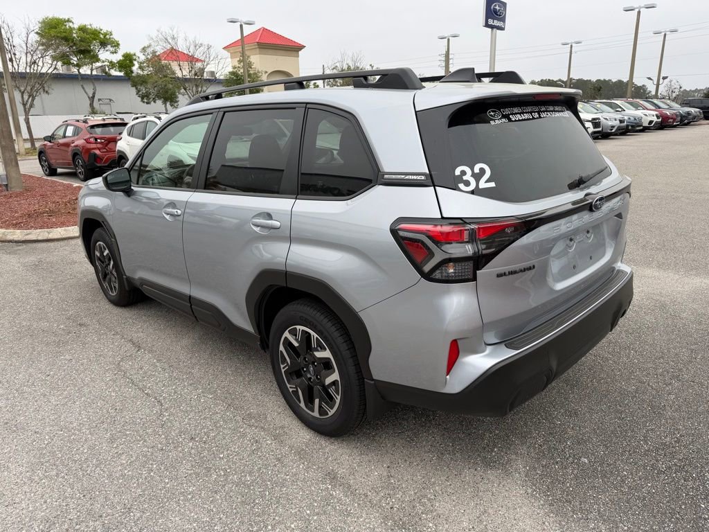 Used 2025 Subaru Forester Premium w/ Protection Package image 9