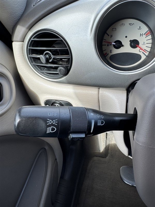 Used 2005 Chrysler PT Cruiser Touring w/ Light Group image 22