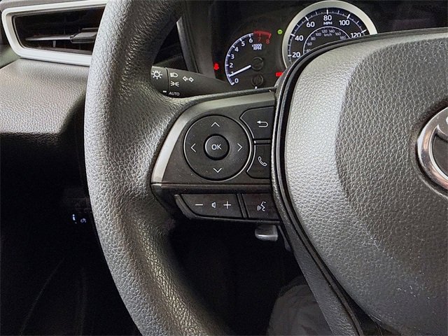 Used 2022 Toyota Corolla LE image 15
