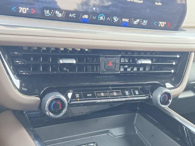 Certified 2025 Chevrolet Tahoe High Country AWD/4WD image 16