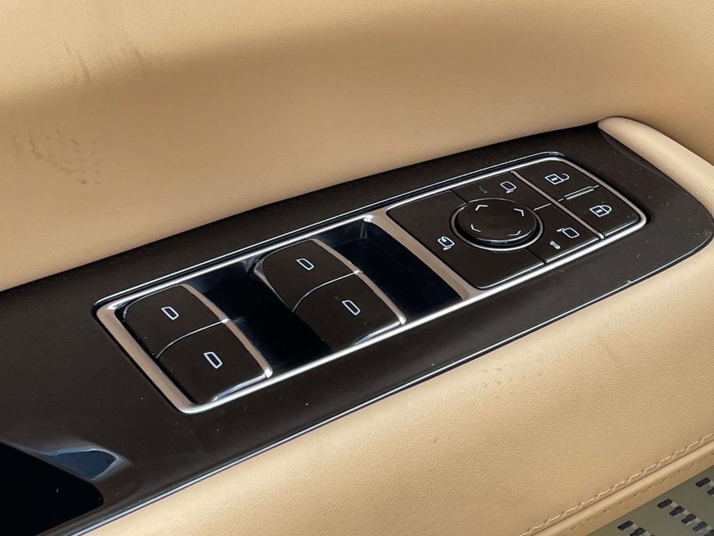 New 2026 Cadillac Escalade IQL Sport 2 w/ LPO, ONYX Package image 18