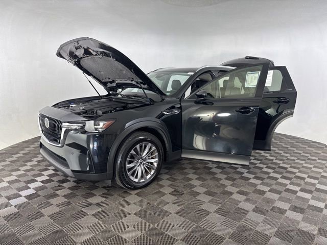 Used 2025 MAZDA CX-90 3.3 Turbo w/ Preferred Package image 13