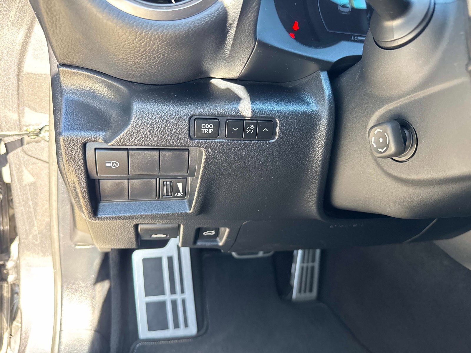 Certified 2022 Lexus IS 350 F Sport w/ Navigation Package RWD image 31