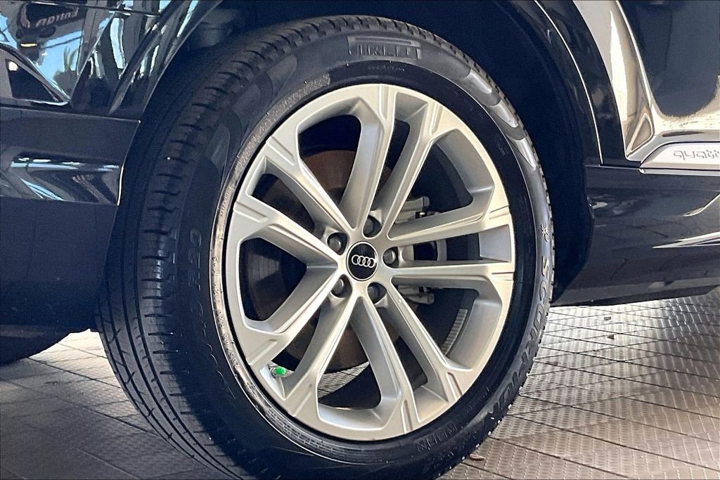 Used 2025 Audi Q7 3.0T Premium Plus image 36