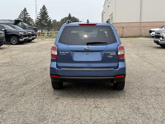 Used 2016 Subaru Forester 2.5i Premium w/ All-Weather Package AWD/4WD image 7