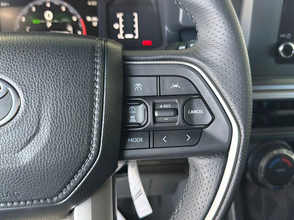 Certified 2026 Toyota 4Runner SR5 AWD/4WD image 25