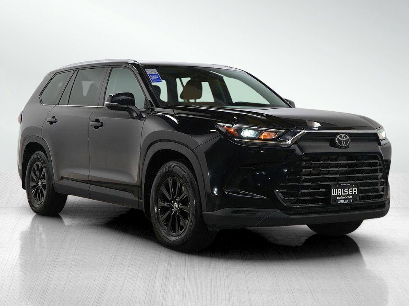 Used 2024 Toyota Grand Highlander XLE image 7