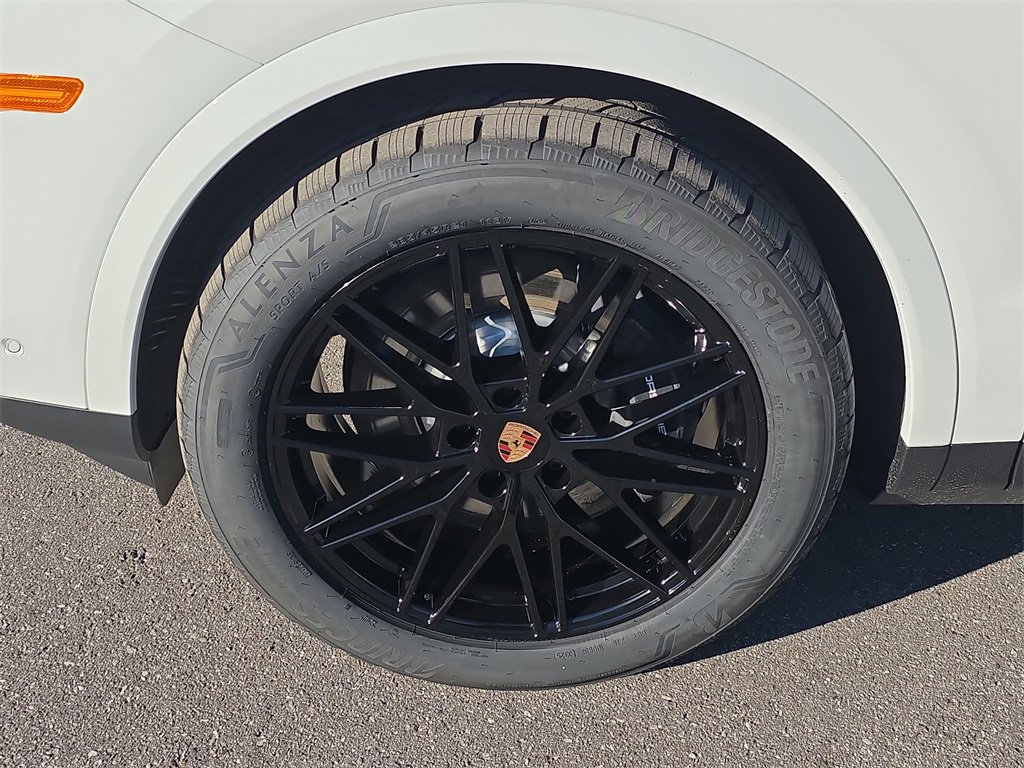 New 2026 Porsche Cayenne E-Hybrid image 12