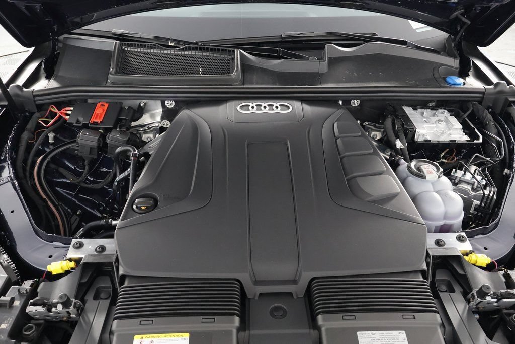 New 2026 Audi Q7 2.0T Premium AWD/4WD image 9