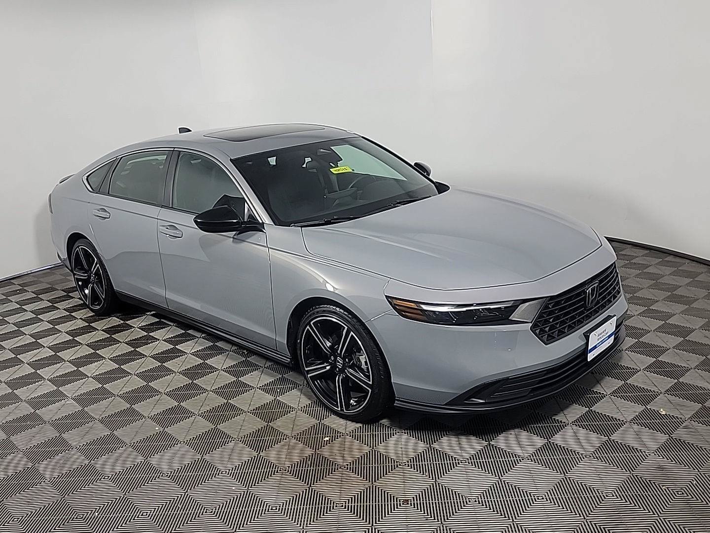 Certified 2025 Honda Accord Sport image 2