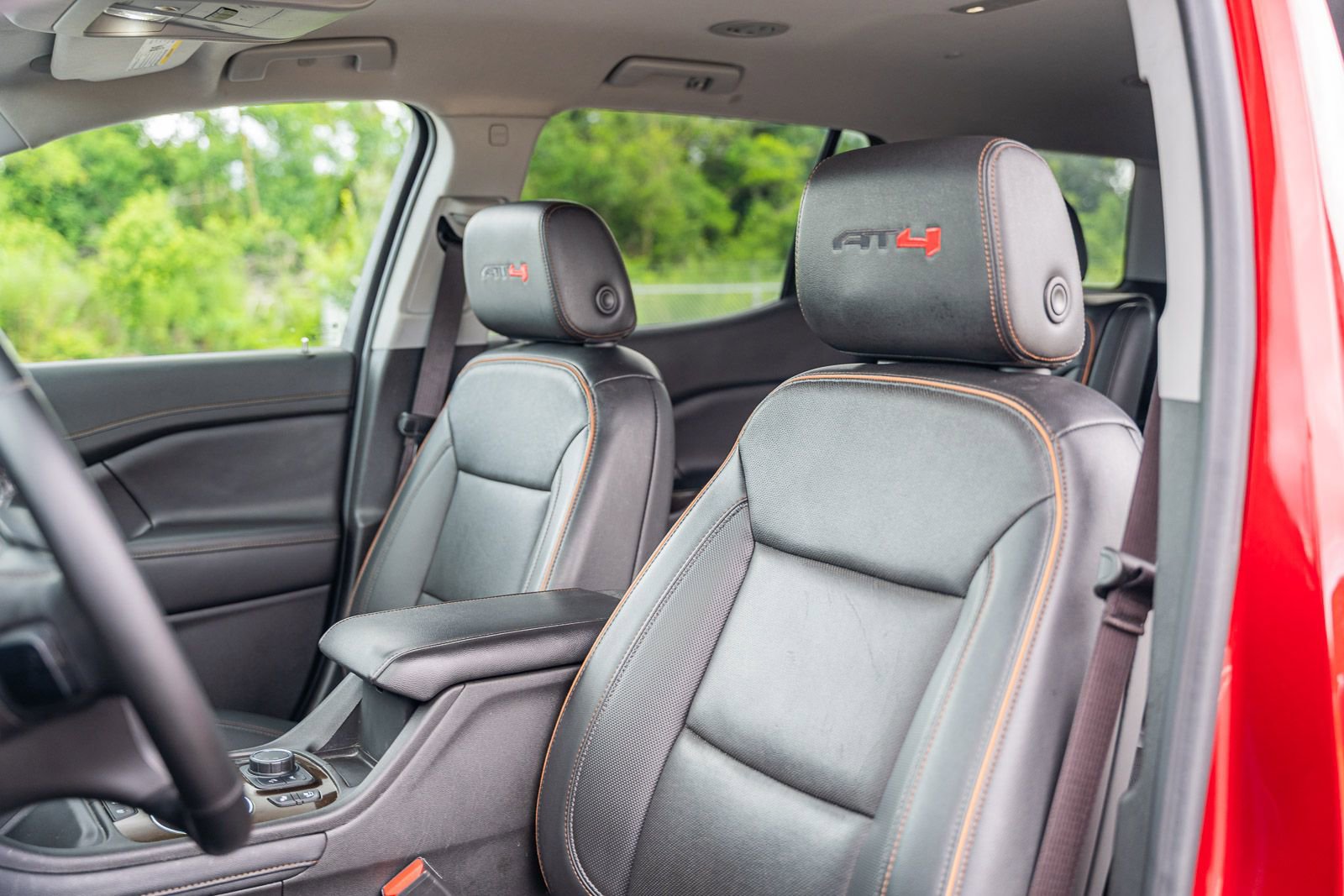 Used 2023 GMC Acadia AT4 w/ Technology Package image 20