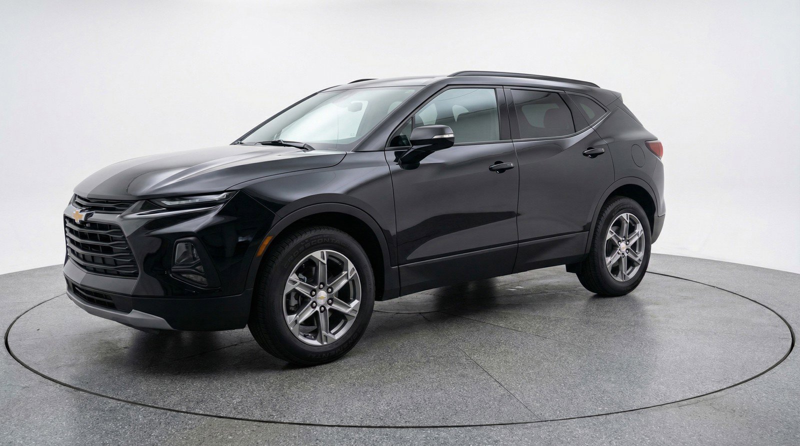 Used 2025 Chevrolet Blazer LT FWD image 3