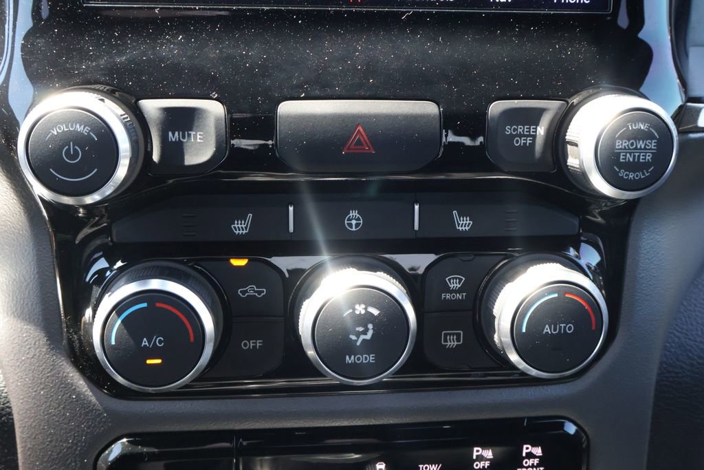 Used 2019 RAM 1500 Sport w/ Level 2 Equipment Group AWD/4WD image 27
