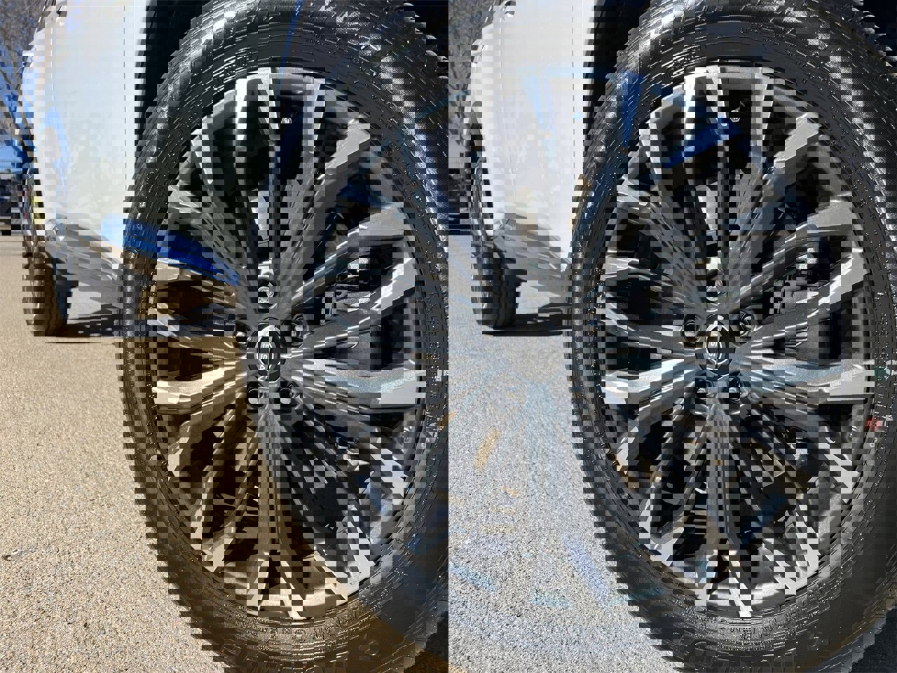 Certified 2025 Nissan Rogue Platinum w/ Tech Package image 8