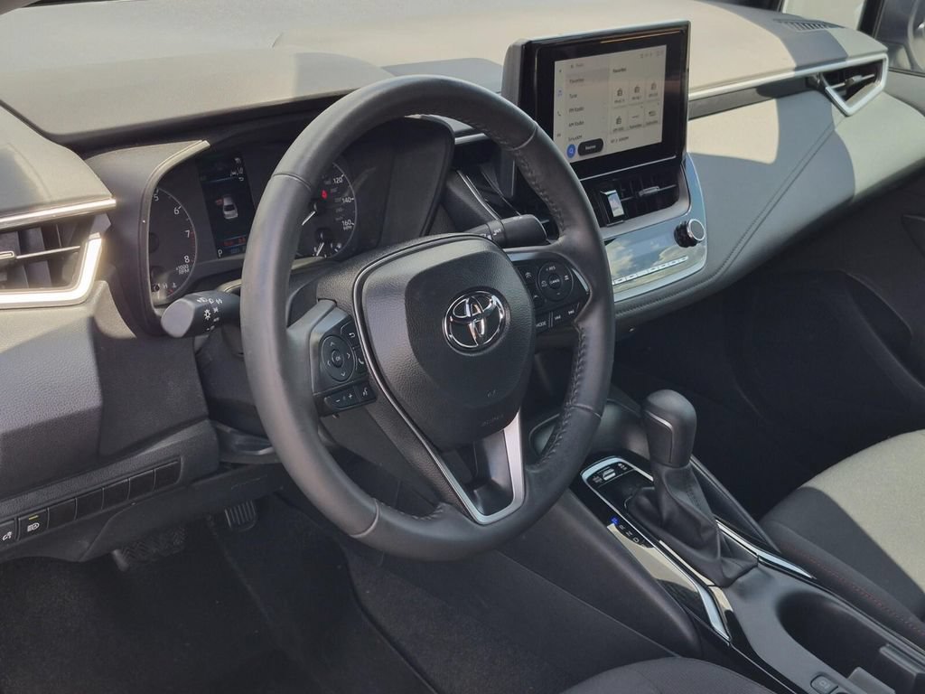 Used 2024 Toyota Corolla SE FWD image 25