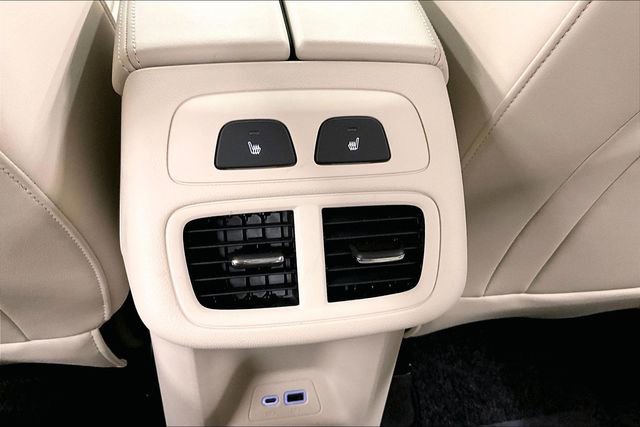 Used 2023 Buick Envision Avenir image 31