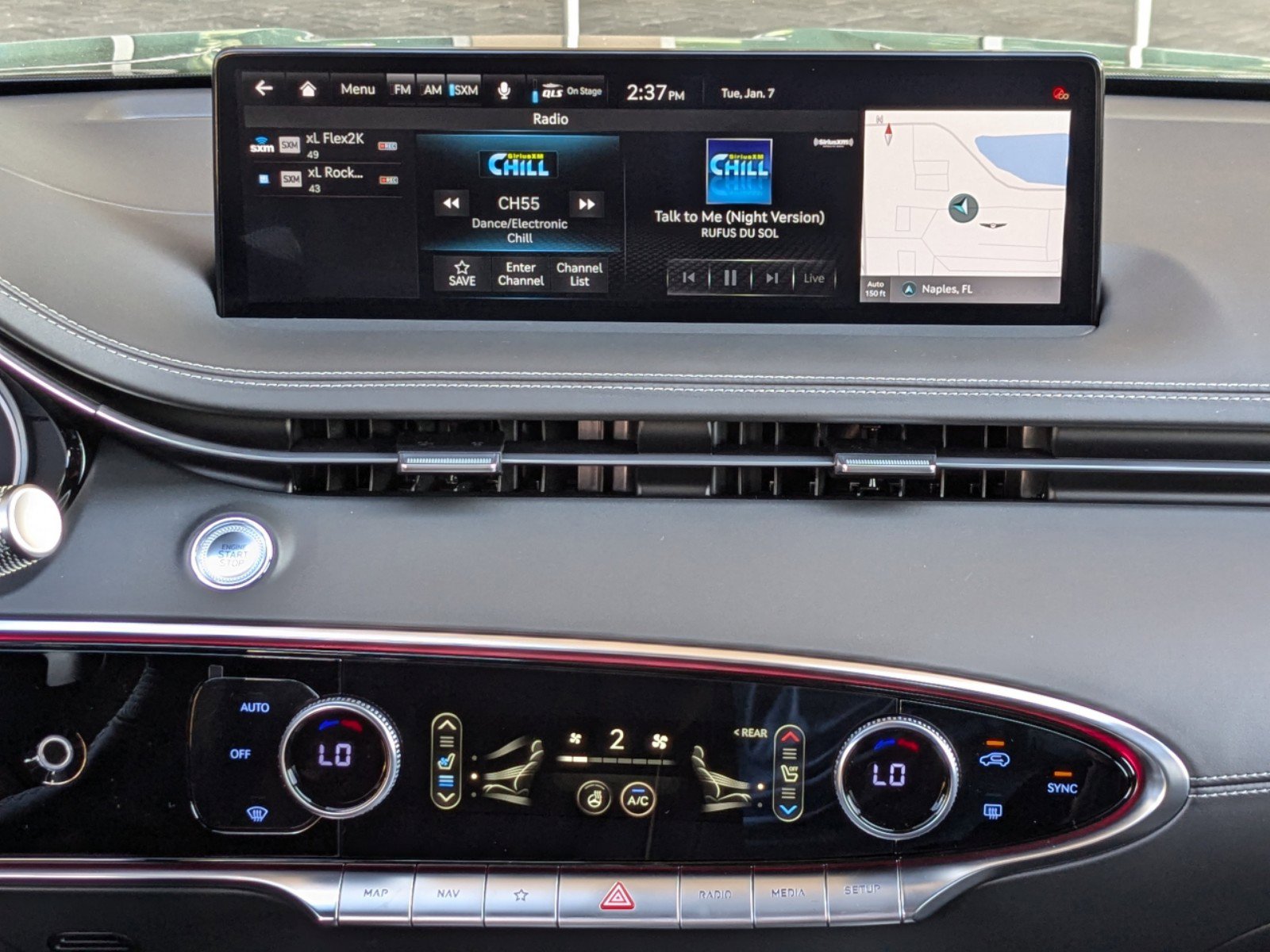 New 2025 Genesis GV70 3.5T Sport w/ Sport Advanced Package AWD/4WD image 13