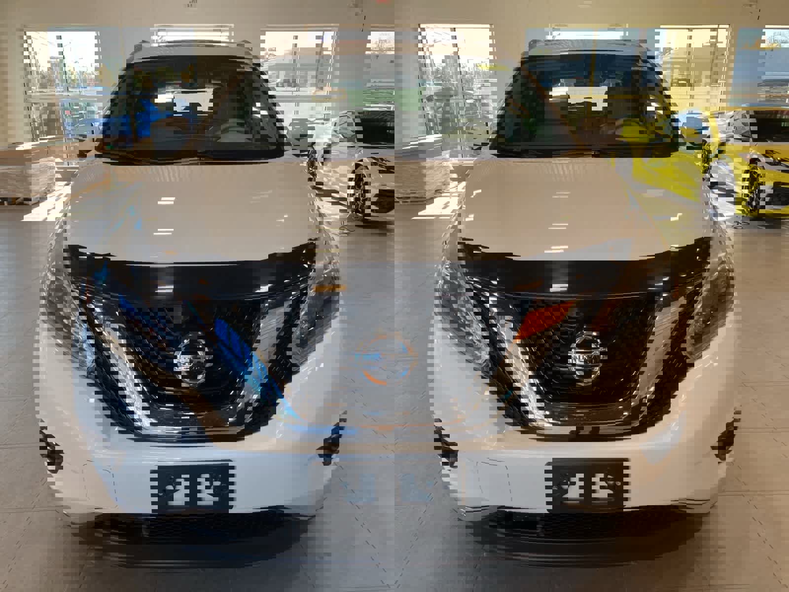 Used 2018 Nissan Murano S image 2