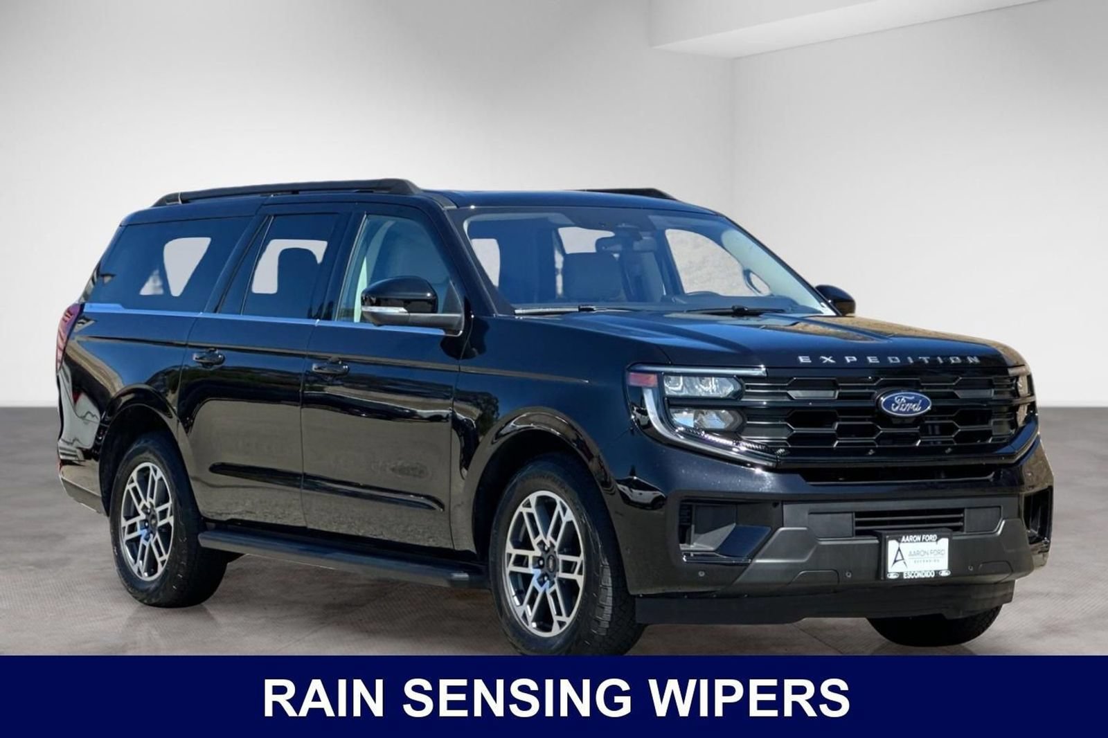 Used 2025 Ford Expedition Max Active AWD/4WD image 8