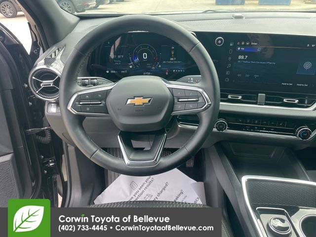 Used 2026 Chevrolet Equinox LT AWD/4WD image 21