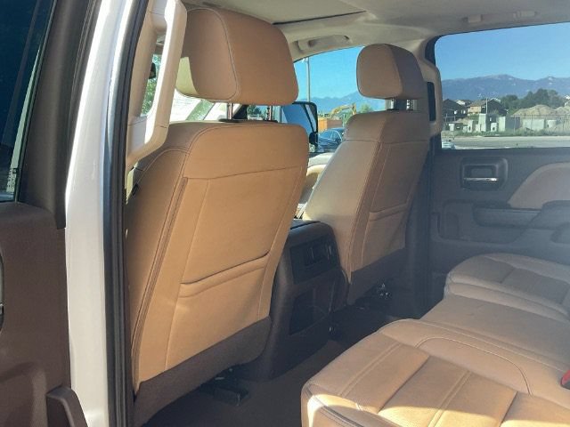 Used 2019 GMC Sierra 2500 Denali w/ Duramax Plus Package AWD/4WD image 16