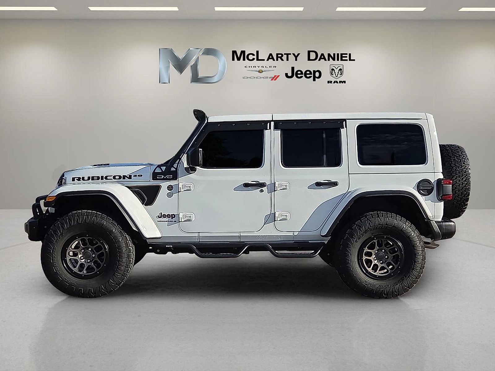 Used 2023 Jeep Wrangler Unlimited Rubicon 392 image 3