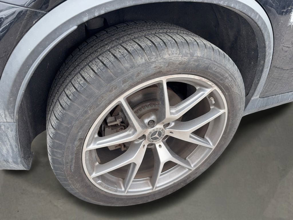 Used 2021 Mercedes-Benz GLC 300 4MATIC w/ AMG Line image 6
