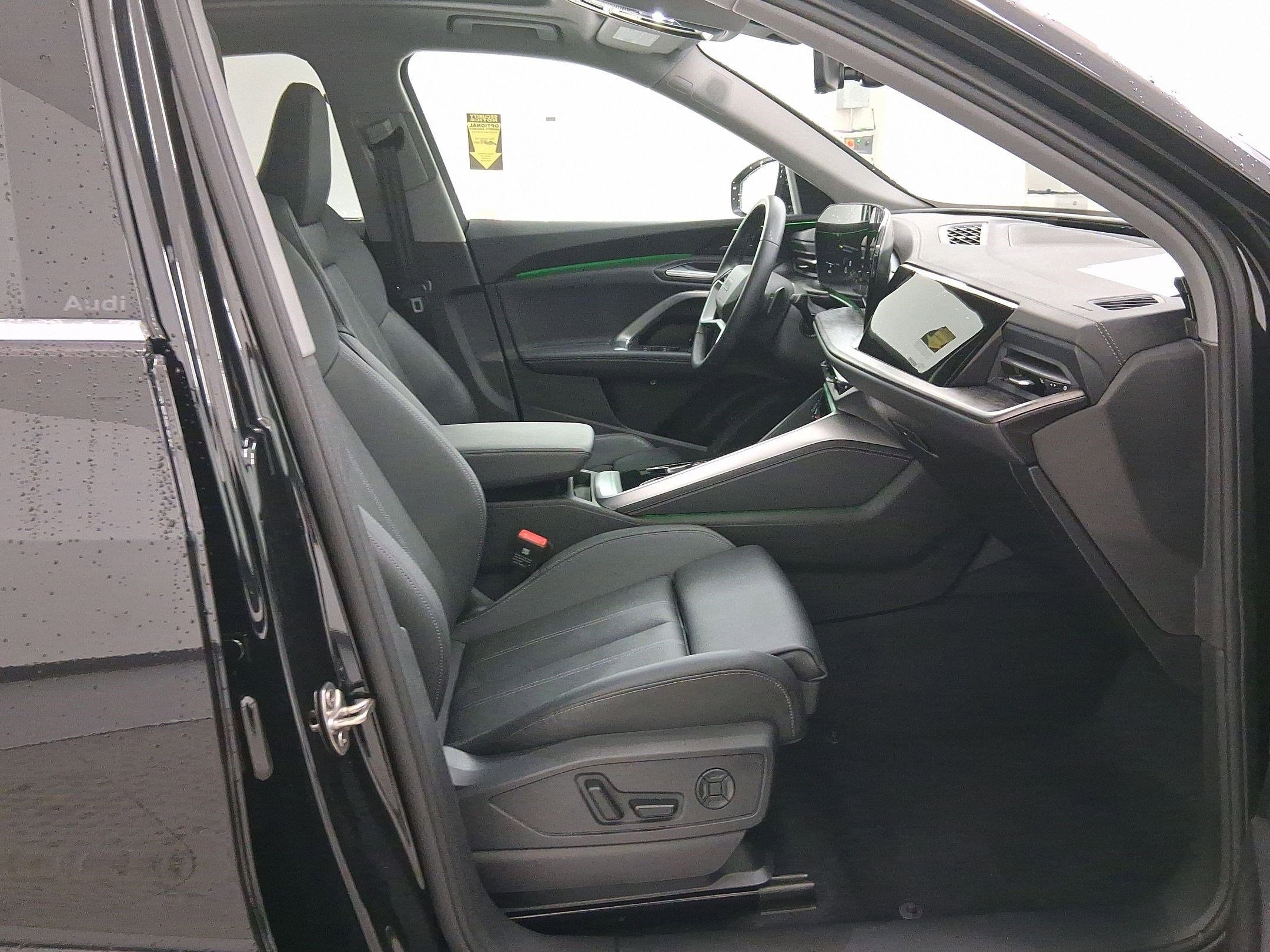 Certified 2025 Audi Q5 Premium Plus w/ Premium Plus image 33