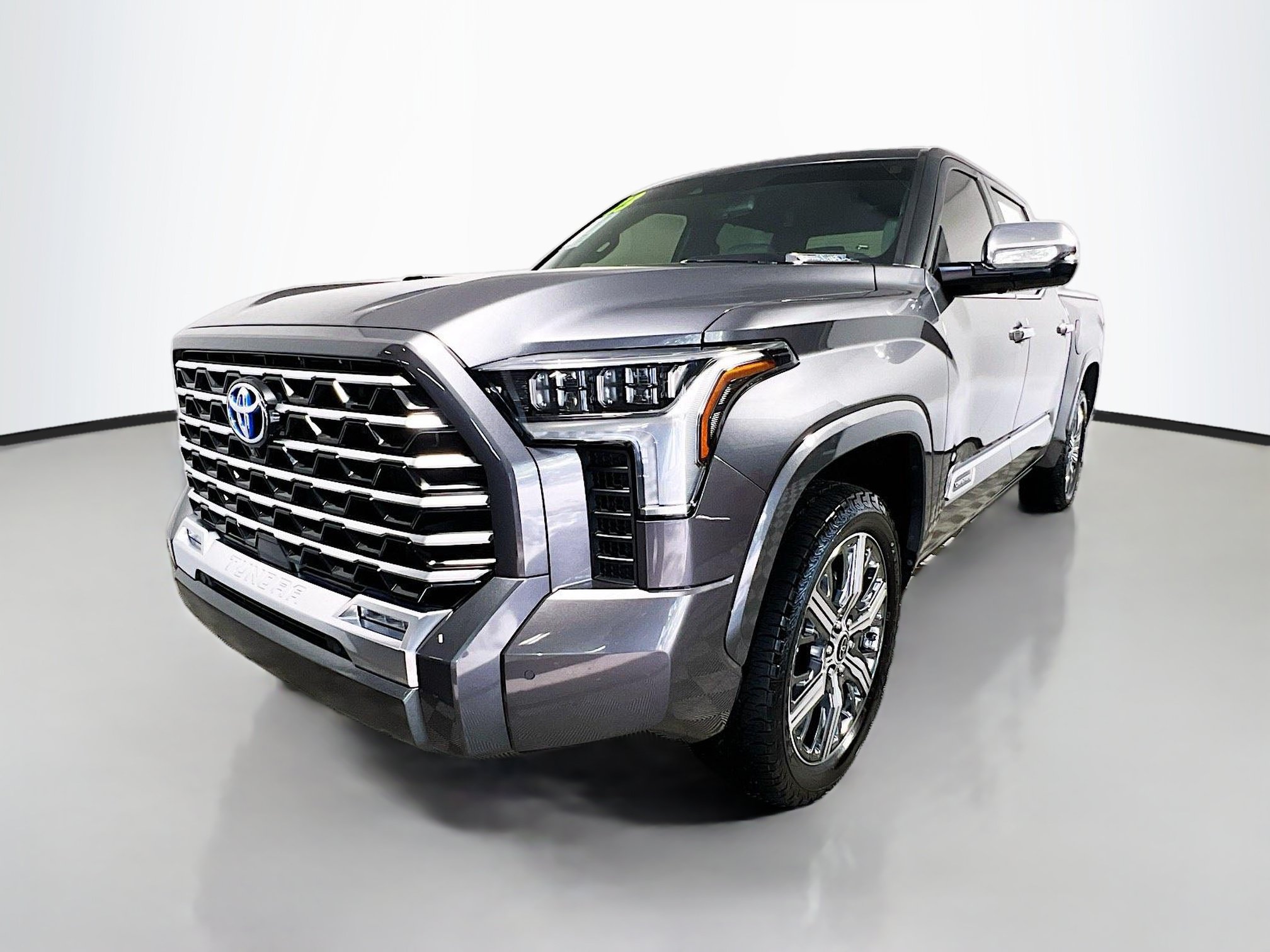 Used 2023 Toyota Tundra Capstone AWD/4WD image 10