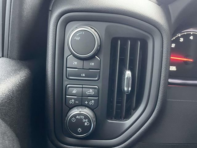 Certified 2025 Chevrolet Silverado 2500 Custom w/ Custom Value Package image 25