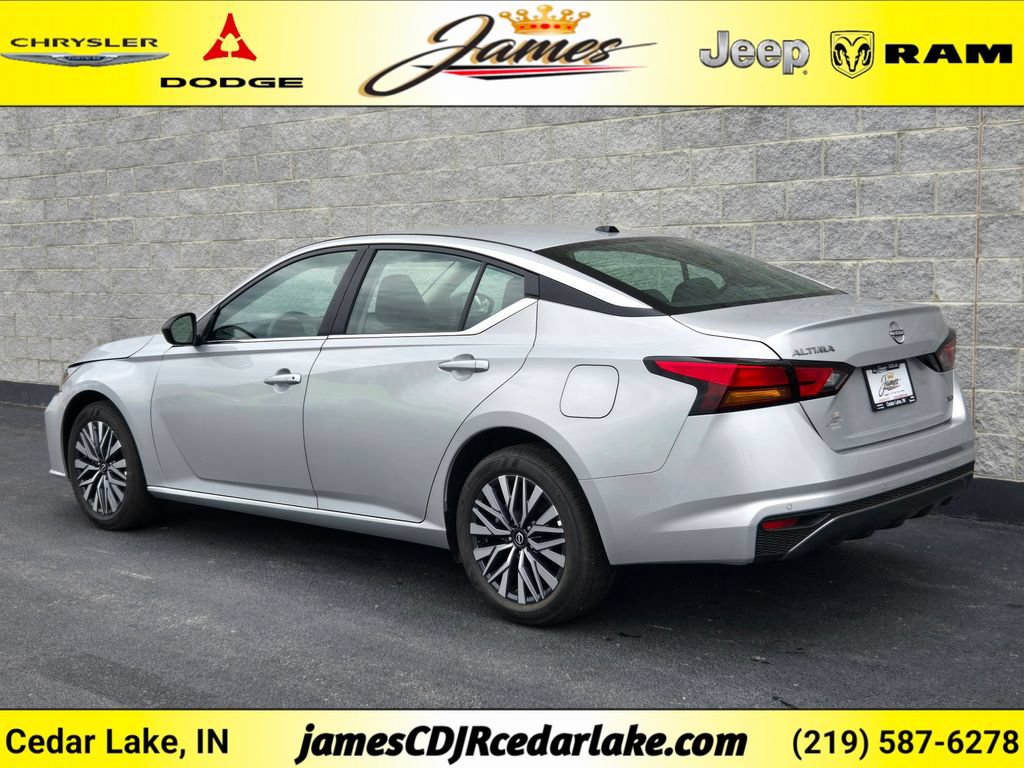 Used 2026 Nissan Altima 2.5 SV AWD/4WD image 3