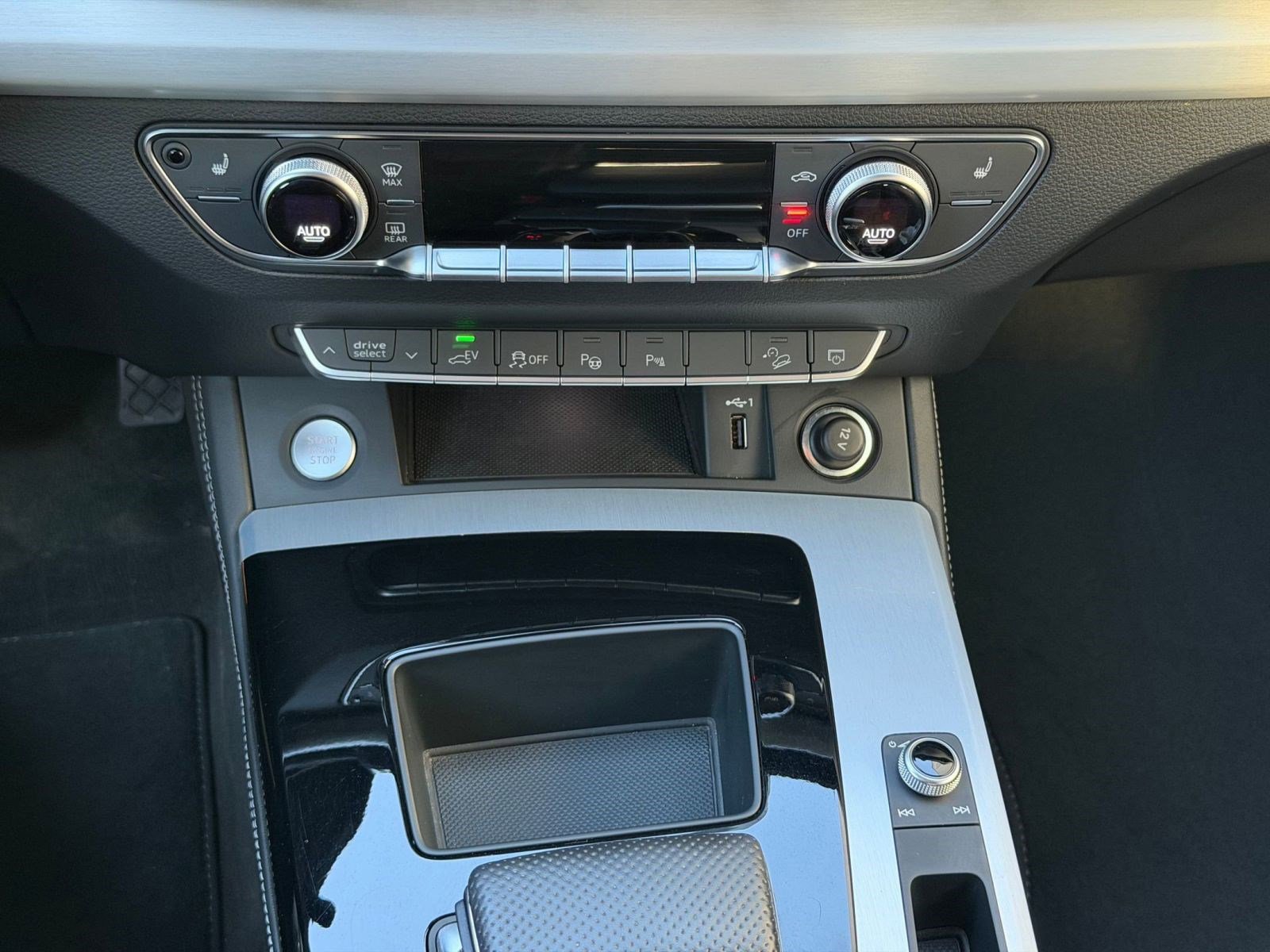 Certified 2023 Audi Q5 e Prestige w/ Prestige Package image 19