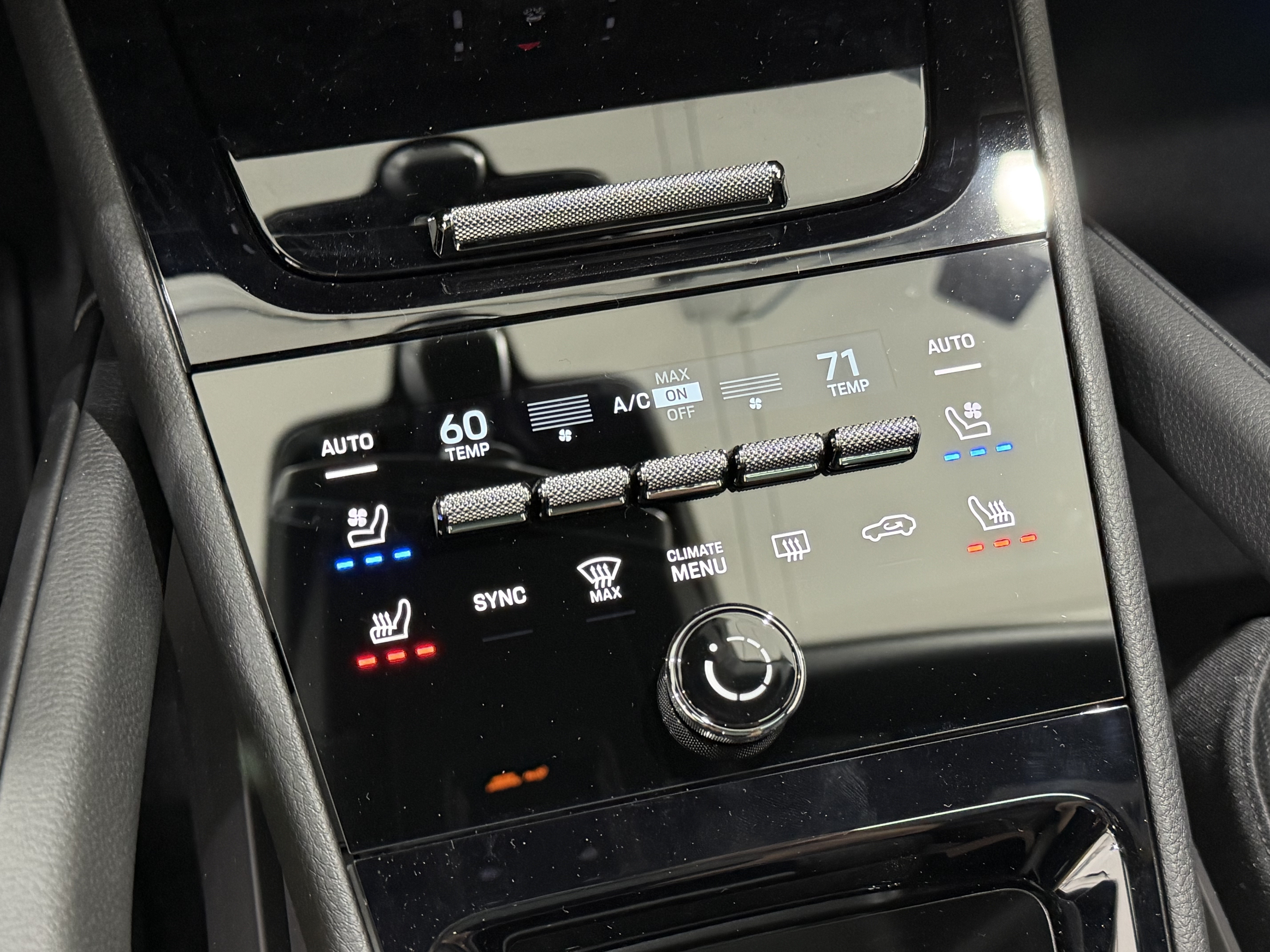 New 2026 Porsche Cayenne Coupe AWD/4WD image 38