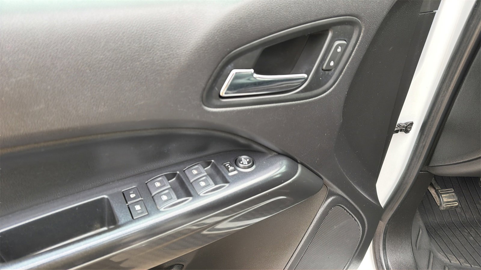 Used 2021 GMC Canyon AT4 w/ Driver Alert Package image 21